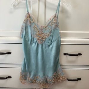 St. John Couture sample sale shell